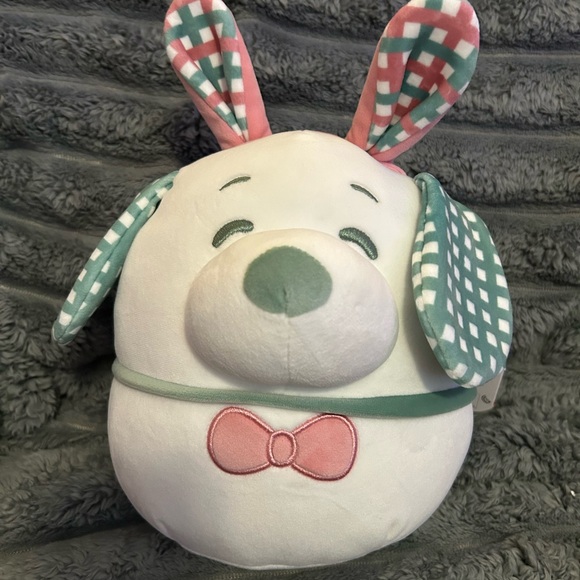 Squishmallows White and Pink Stuffed Animal “Peanuts” - Picture 1 of 3